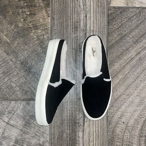 Nwot Staheekum black suede leather mules